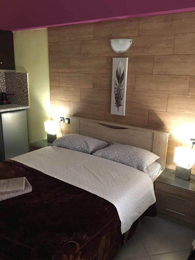 G M 1 Rooms Kentro In The Heart Of The City Лариса Экстерьер фото